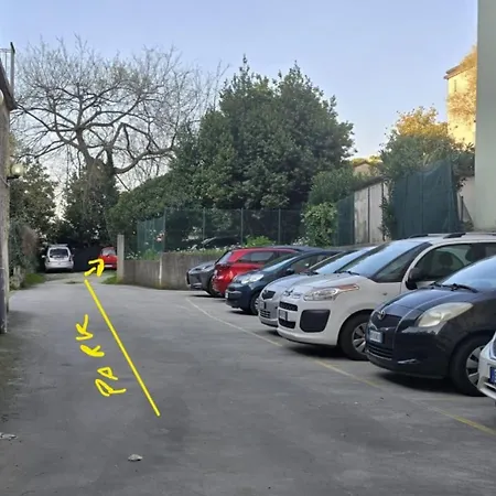 Comfort & Space With Parking Near Center * Trieste